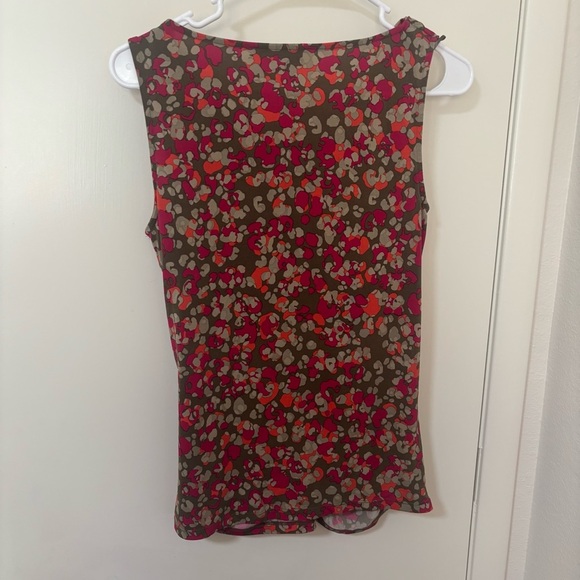 Michael Kors floral Sleeveless Top with gold hardware- Red and Brown size S - Picture 2 of 9